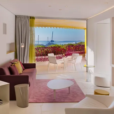 Thesuites Las Boas 아파트 이비자타운