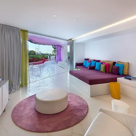 Thesuites Las Boas 아파트 이비자타운