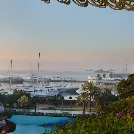 Thesuites Las Boas مدينة إيبيزا